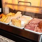Hotel Mercure Cote De Nacre