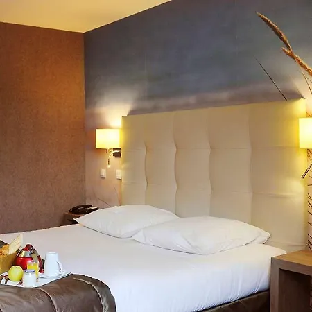 Mercure Cote De Nacre Hotel