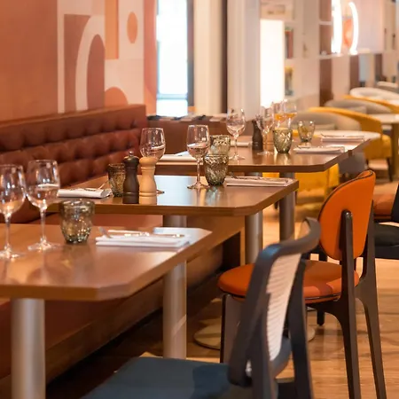 Mercure Cote De Nacre Hotel 4*