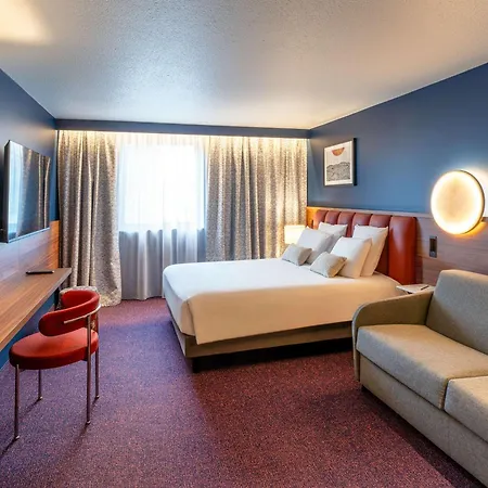Hotell Mercure Cote De Nacre 4*