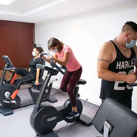 Hotel Mercure Cote De Nacre