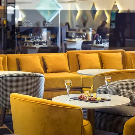 Mercure Cote De Nacre Otel 4*