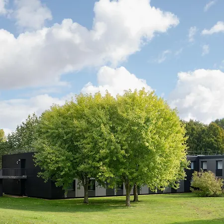 Hotel Mercure Cote De Nacre