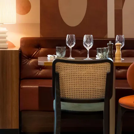 Mercure Cote De Nacre Hotel 4*