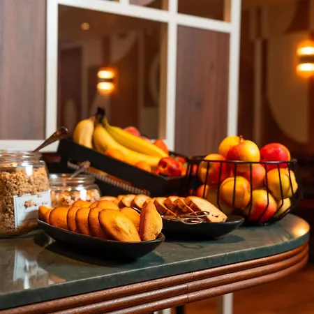 Mercure Cote De Nacre Hotel 4*