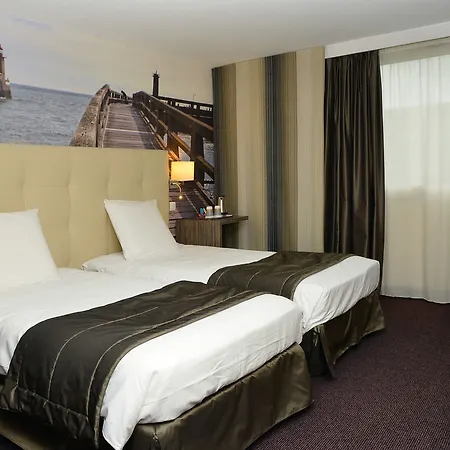 Hotel Mercure Cote De Nacre