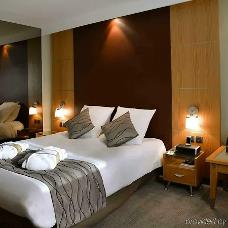 Mercure Cote De Nacre Hotel