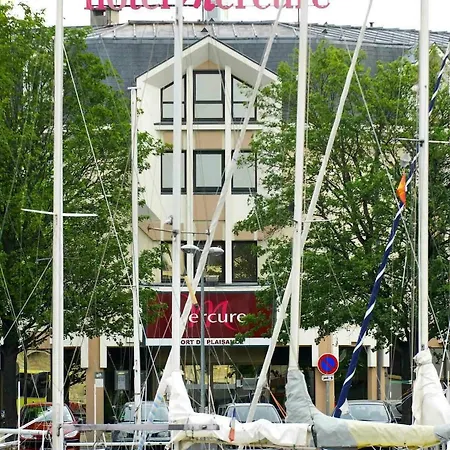 Hotel Mercure Cote De Nacre 4*