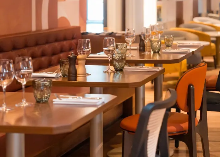 Mercure Cote De Nacre Hotel 4*