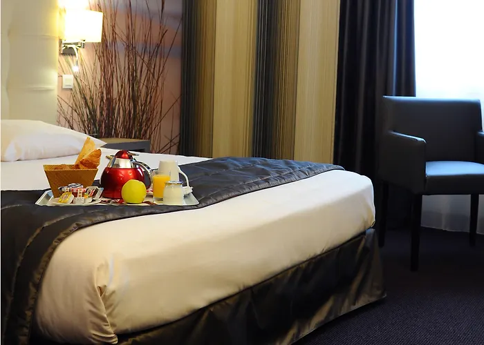 Mercure Cote De Nacre Отель