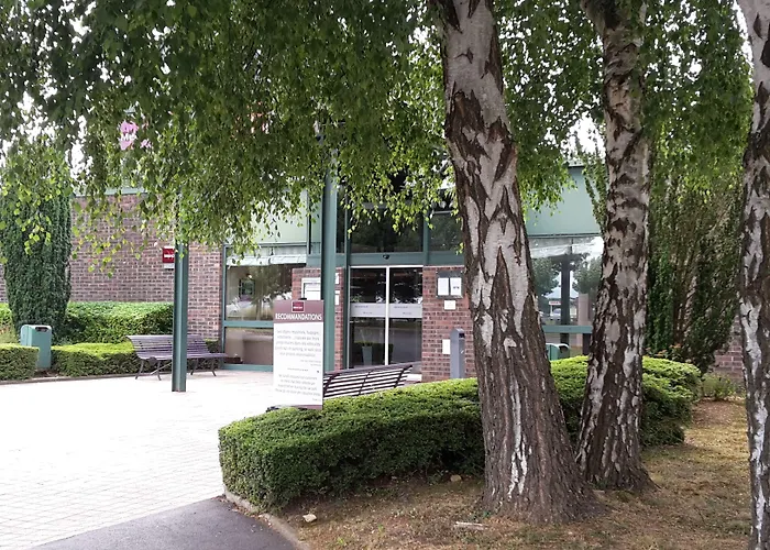 卡昂蔚蓝之珠美居酒店