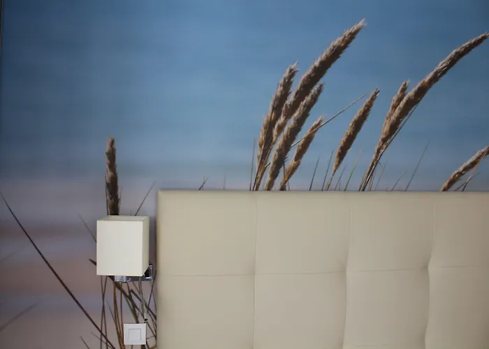 Mercure Cote De Nacre Hotel 4*