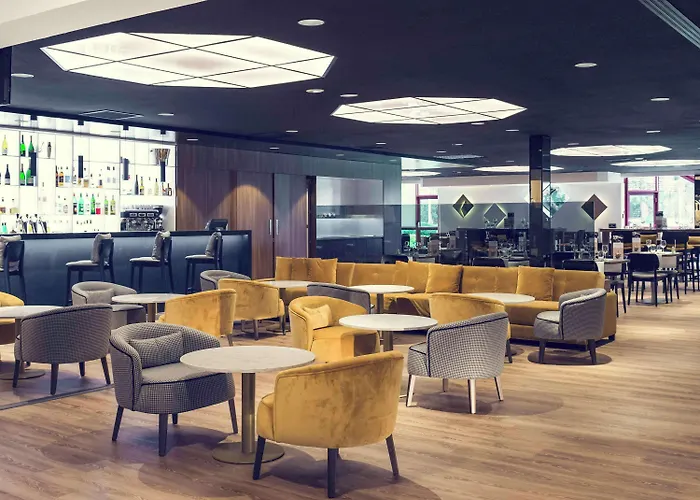 Mercure Cote De Nacre Отель