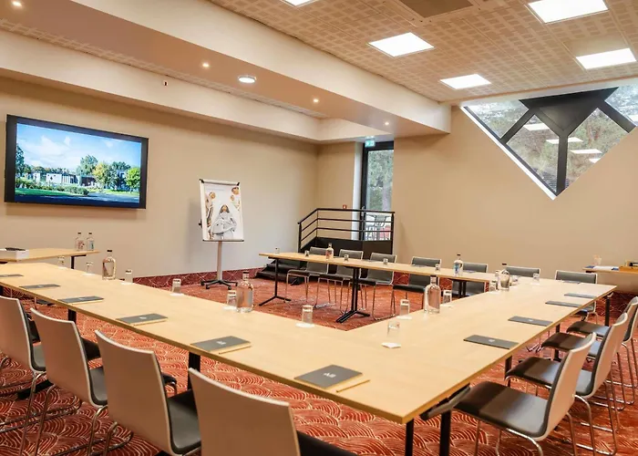 Hotel Mercure Cote De Nacre 4*