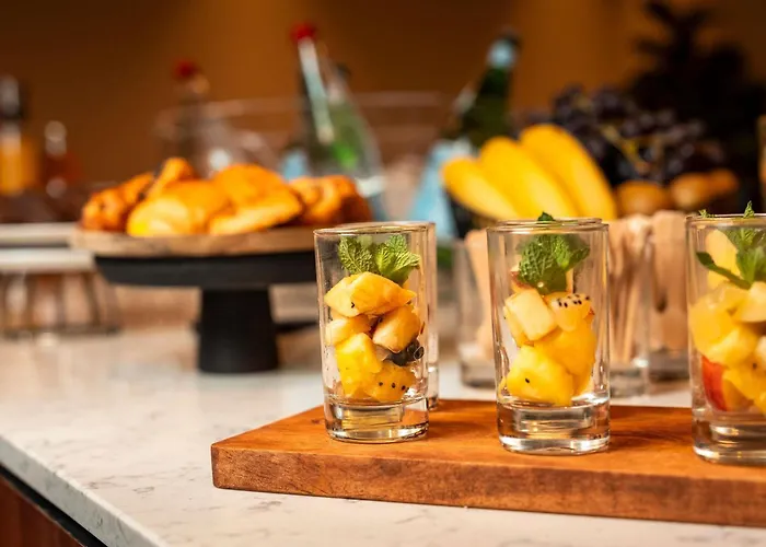 Mercure Cote De Nacre Отель