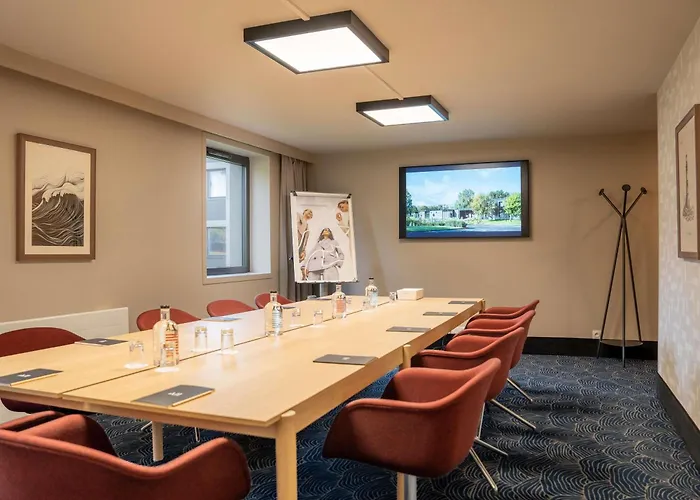 Mercure Cote De Nacre Отель 4*