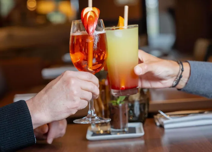 Mercure Cote De Nacre Отель